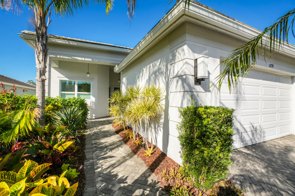 11739 SW Waterford Isle Way, Port St. Lucie