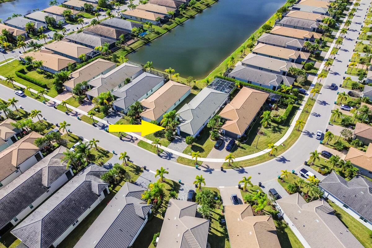 11739 SW Waterford Isle Way, Port St. Lucie