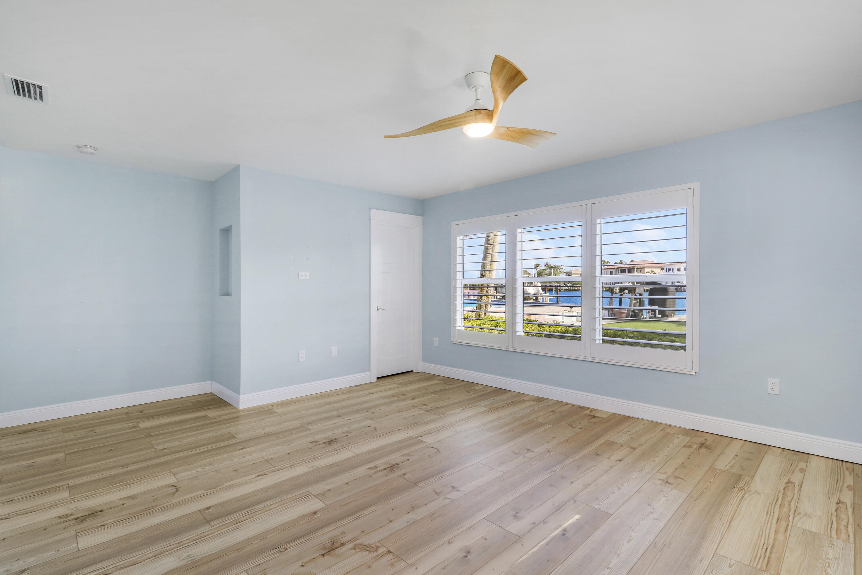 9195 SE Cove Point Street, Jupiter