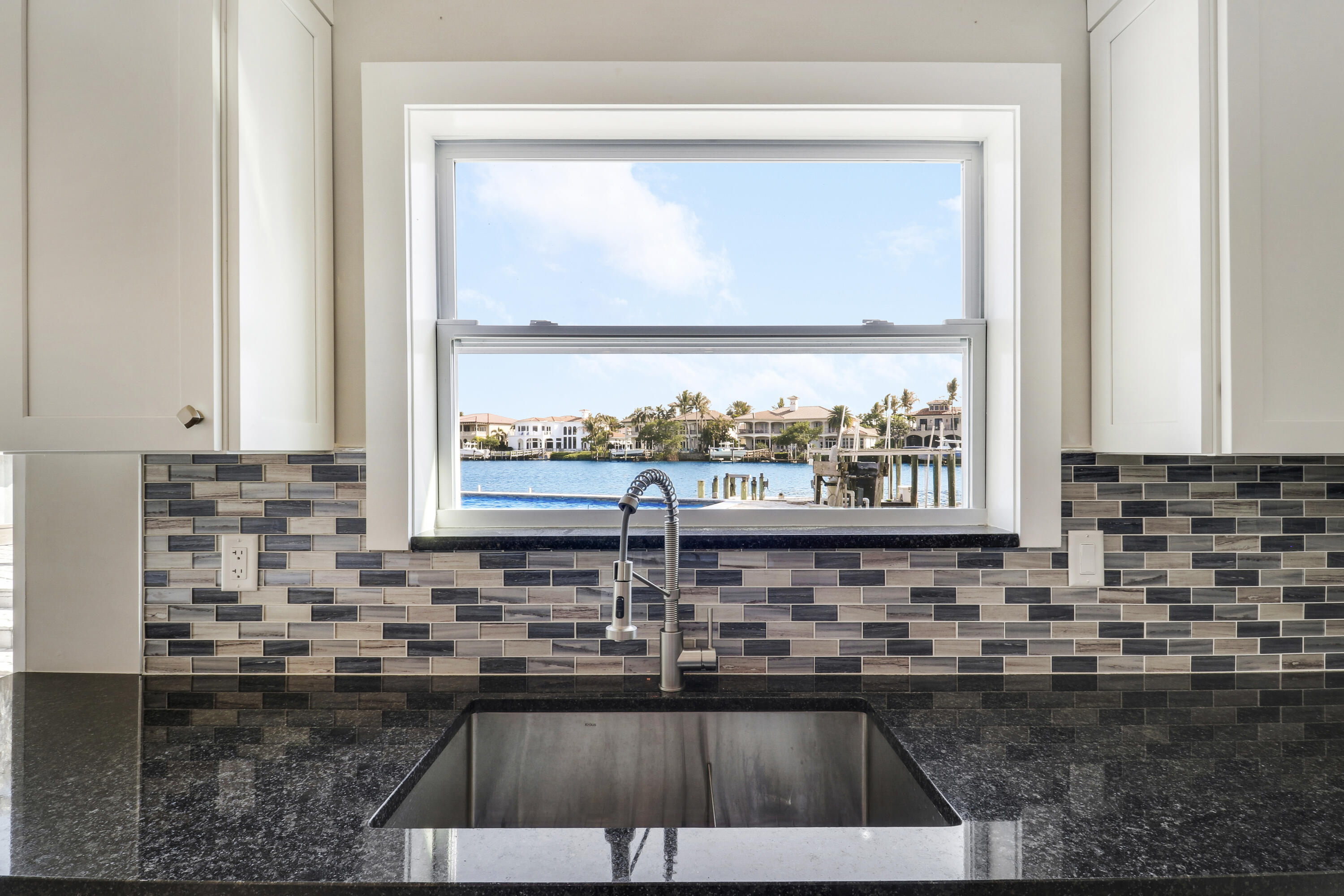 9195 SE Cove Point Street, Jupiter