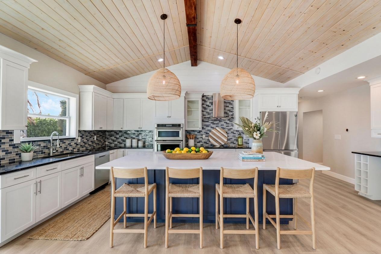 9195 SE Cove Point Street, Jupiter
