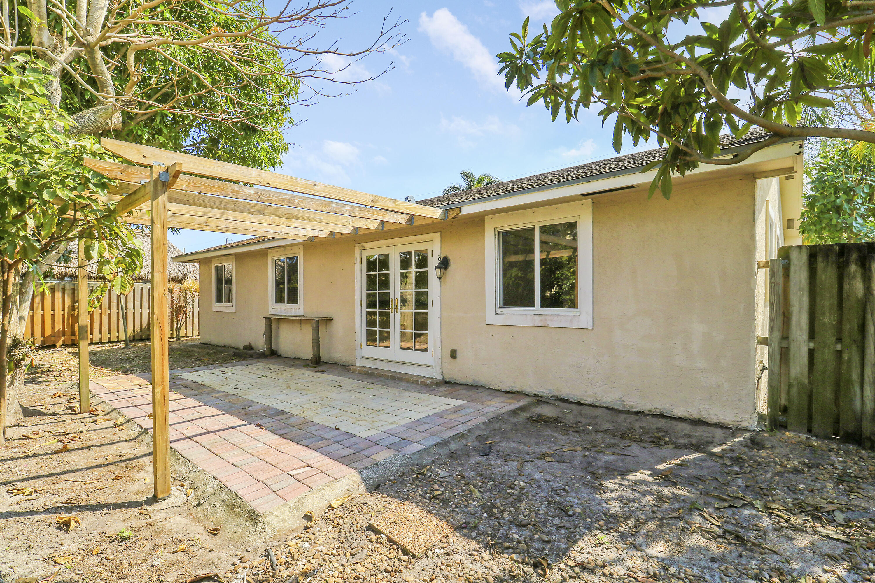 6259 Garrett Street