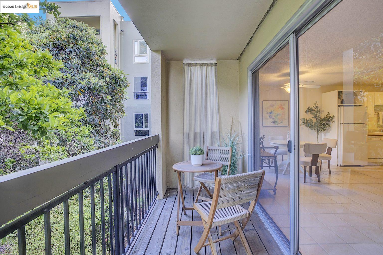 466 Crescent St # 115