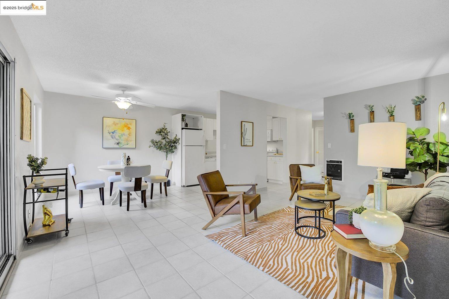 466 Crescent St # 115