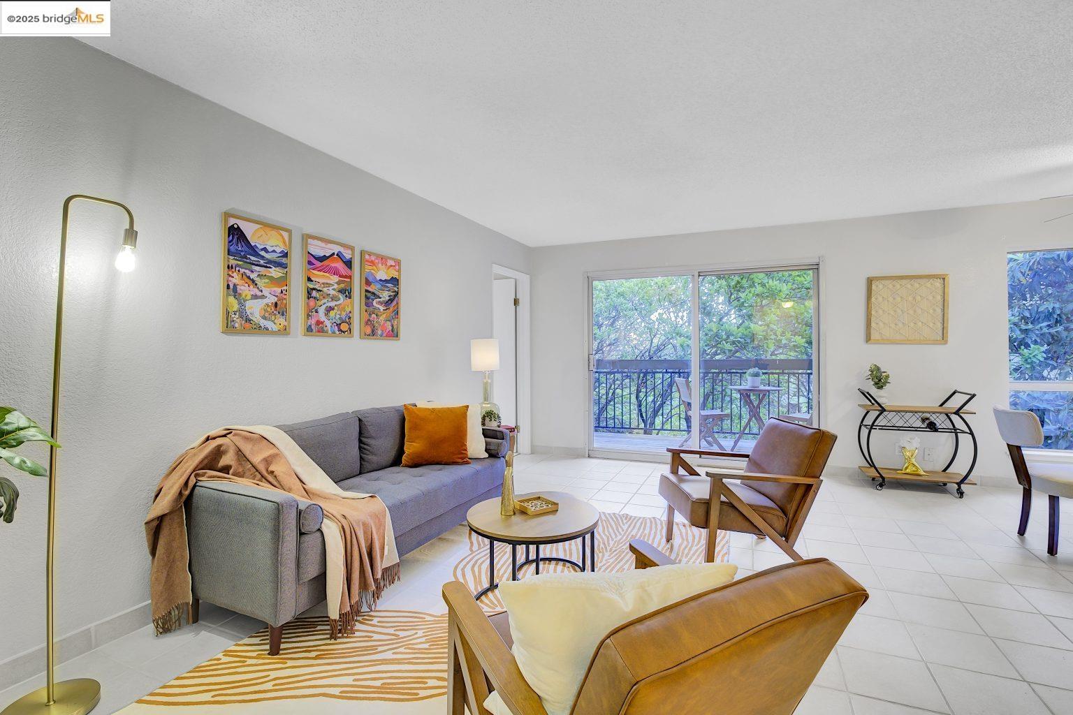 466 Crescent St # 115