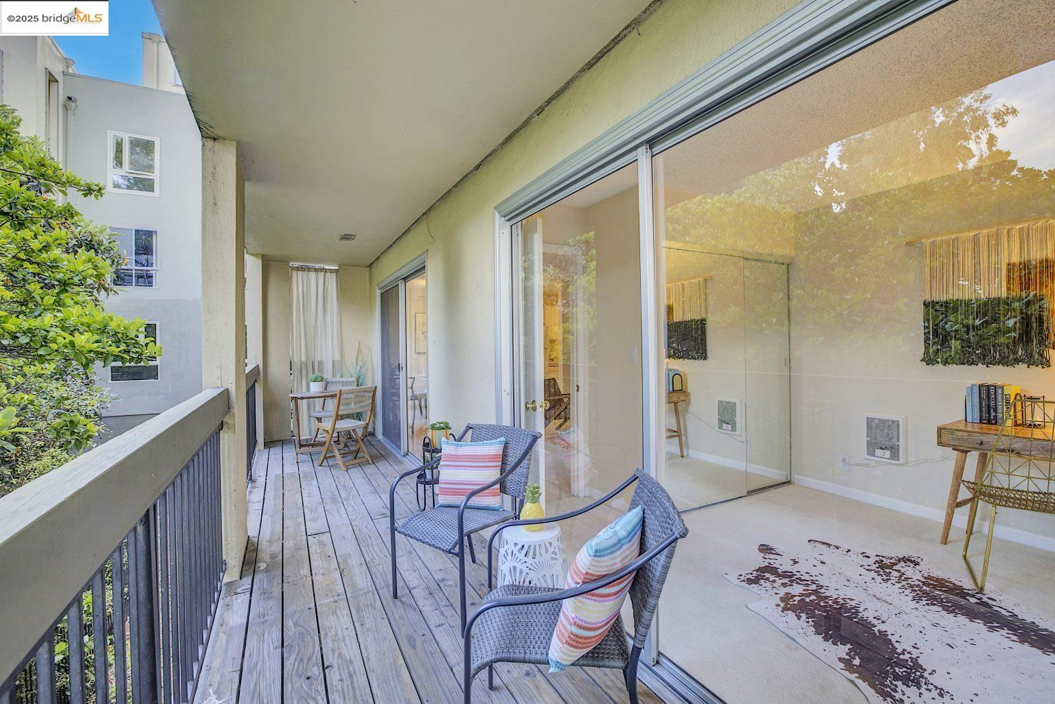 466 Crescent St # 115