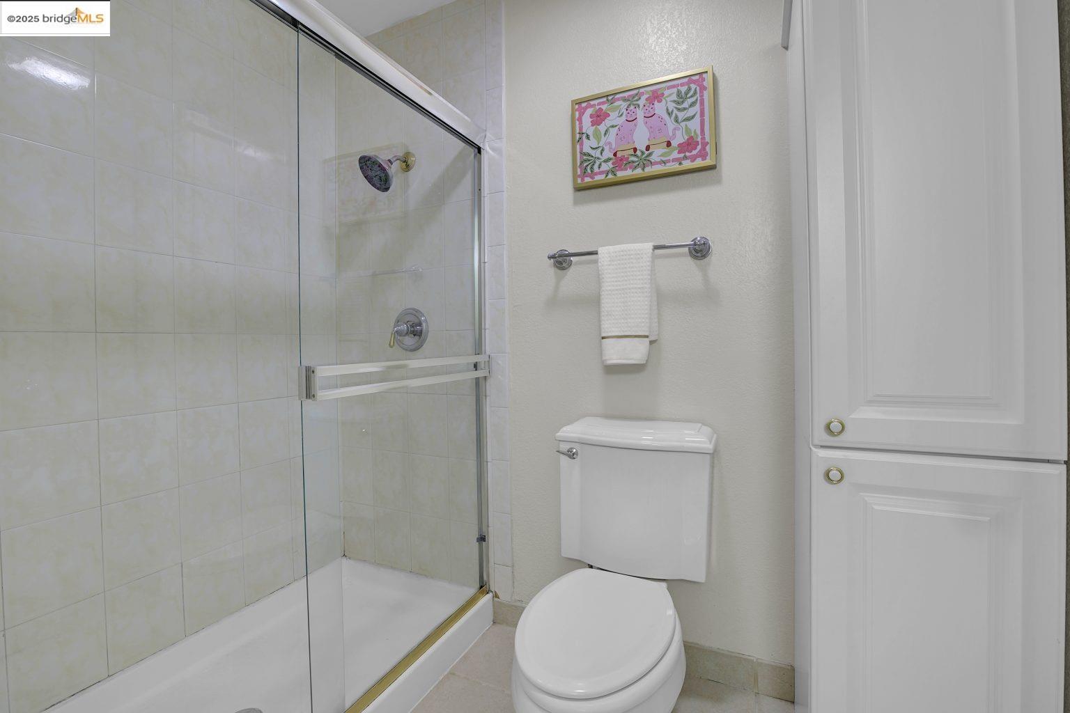 466 Crescent St # 115