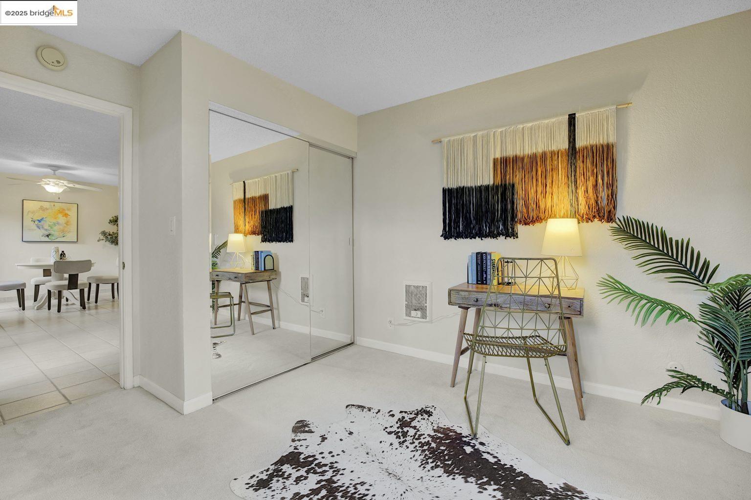 466 Crescent St # 115