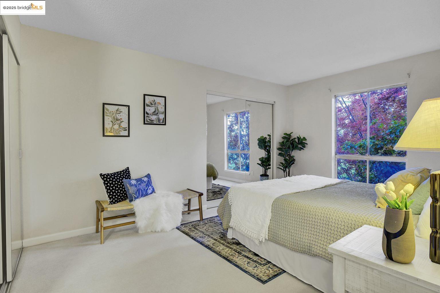 466 Crescent St # 115