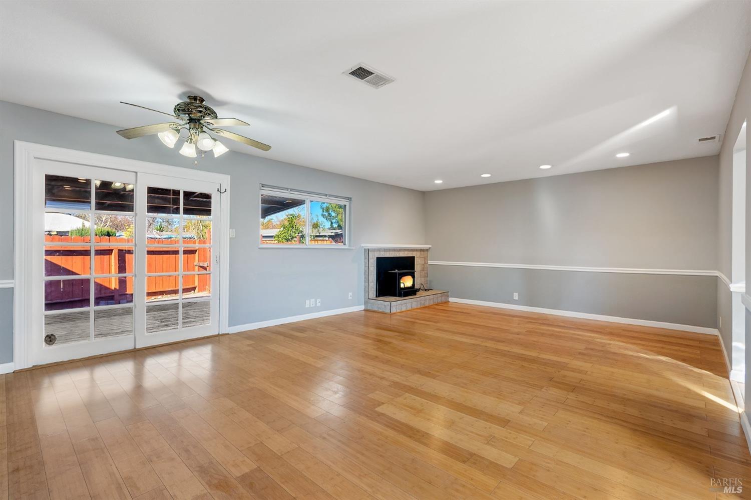 146 Alison Ave
