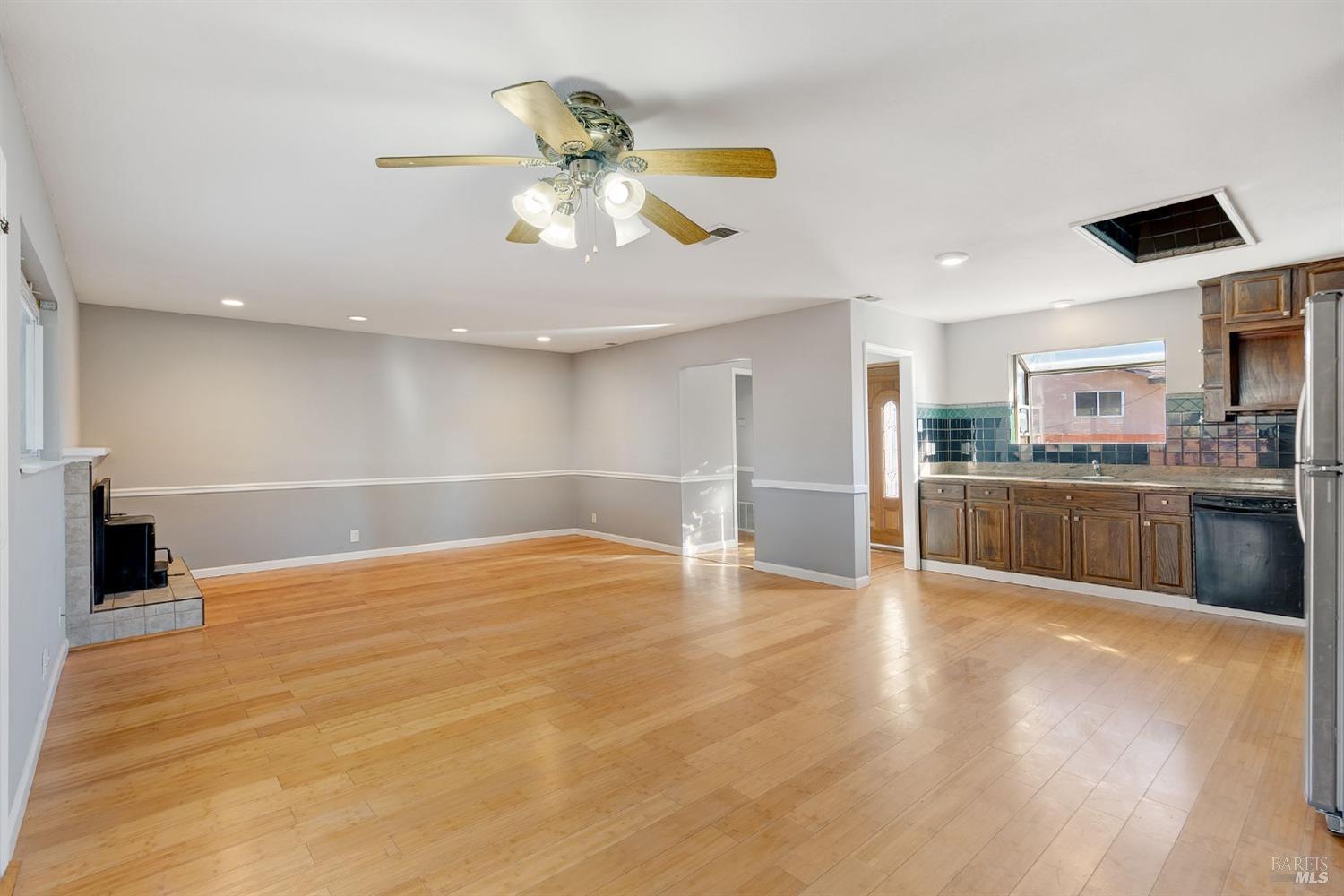 146 Alison Ave