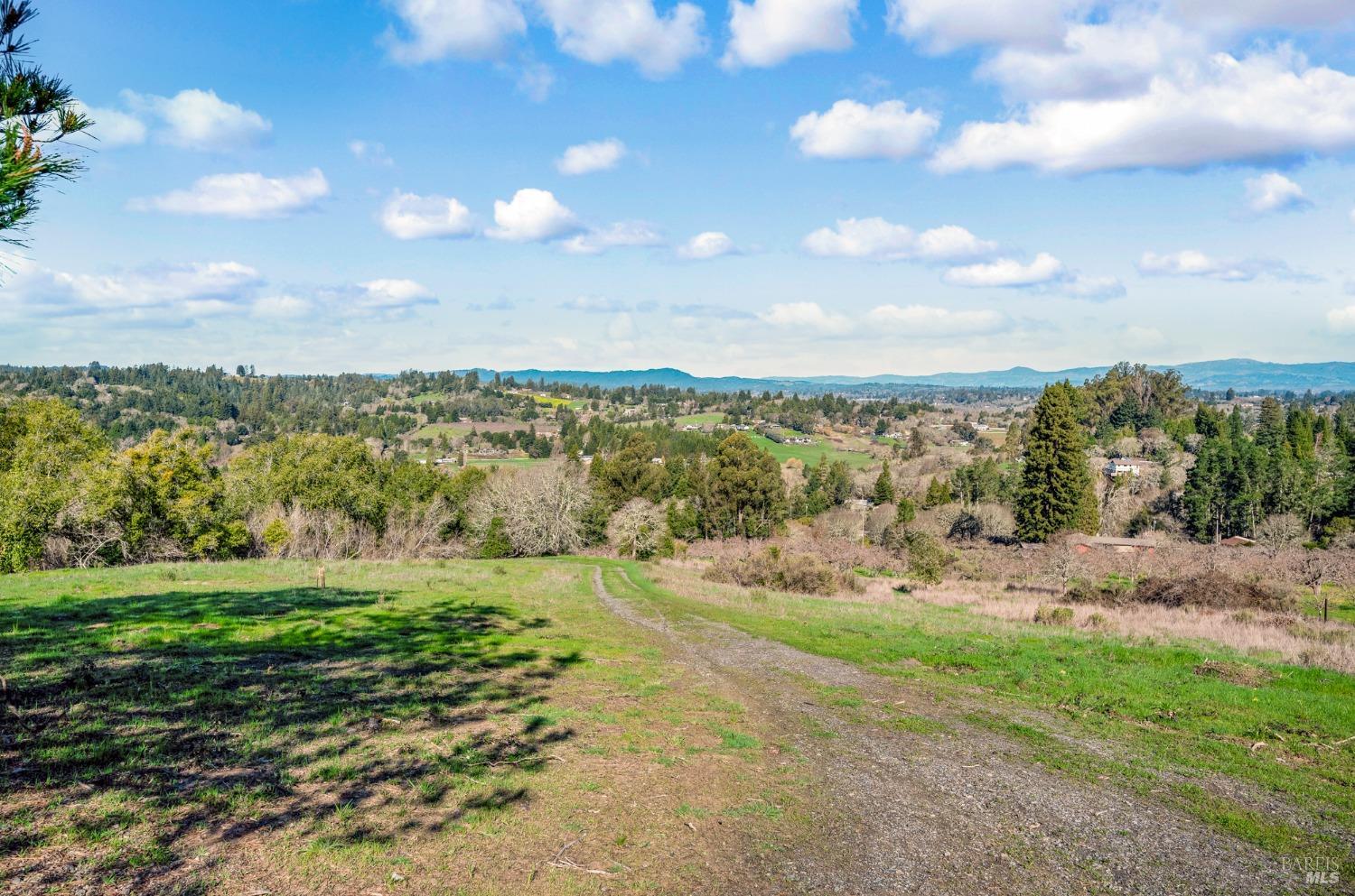 459 Gold Ridge Rd