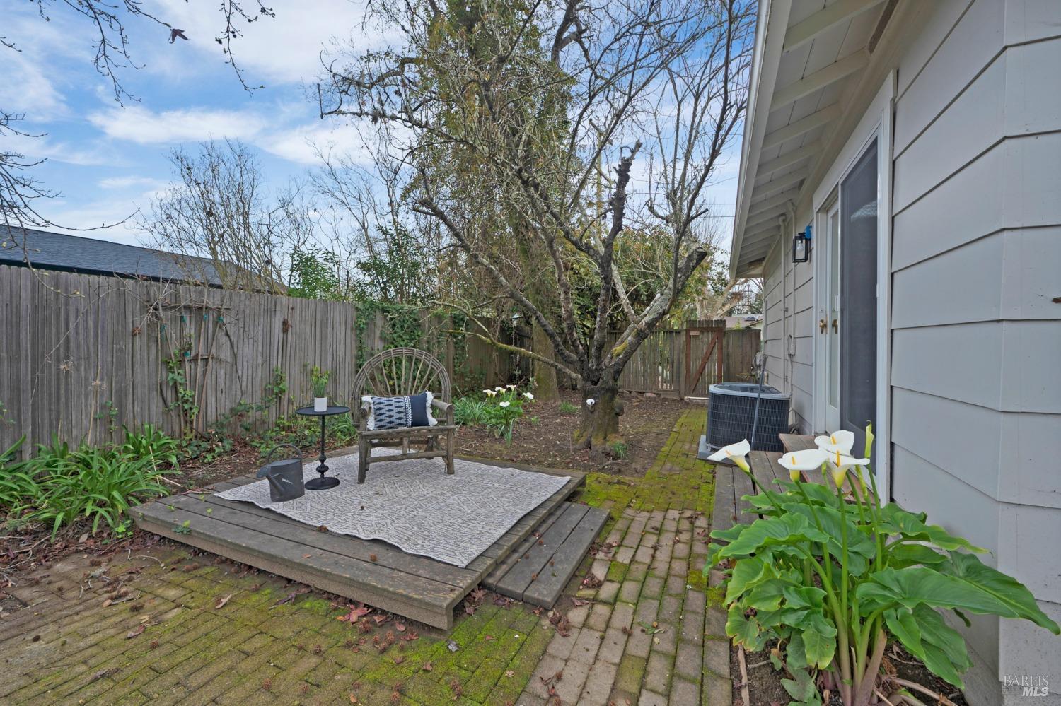 3465 Moriconi Dr