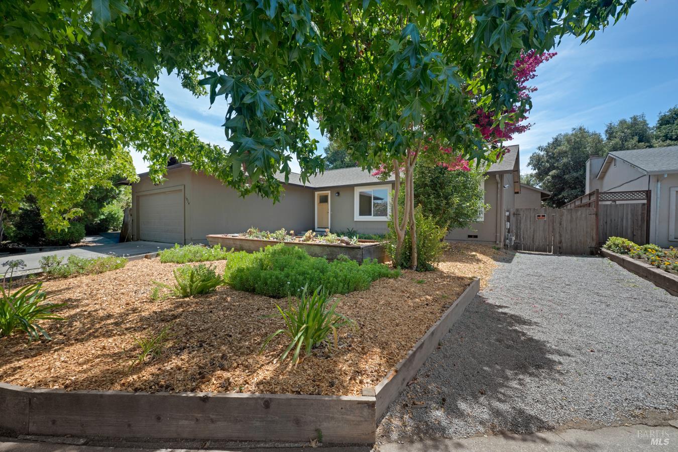 1824 Fenwick Place