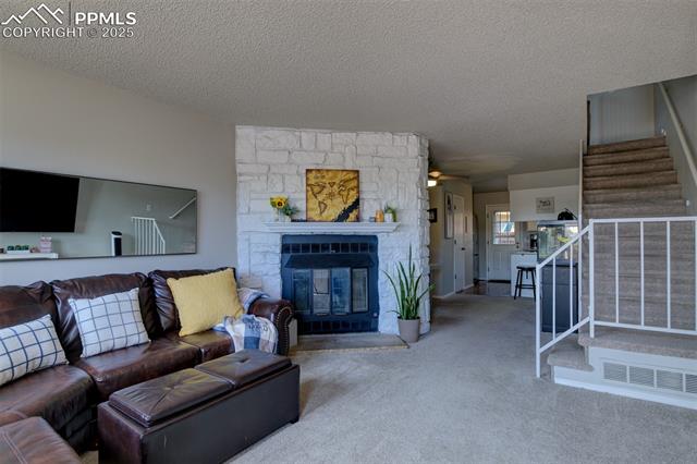 4223 Charleston Drive