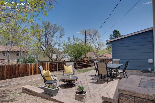 1002 Delft Drive