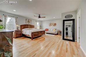 5220 Saddle Drive