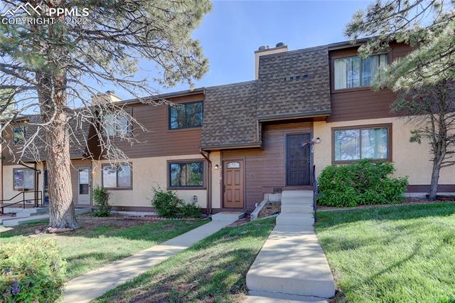 4718 N Carefree Circle