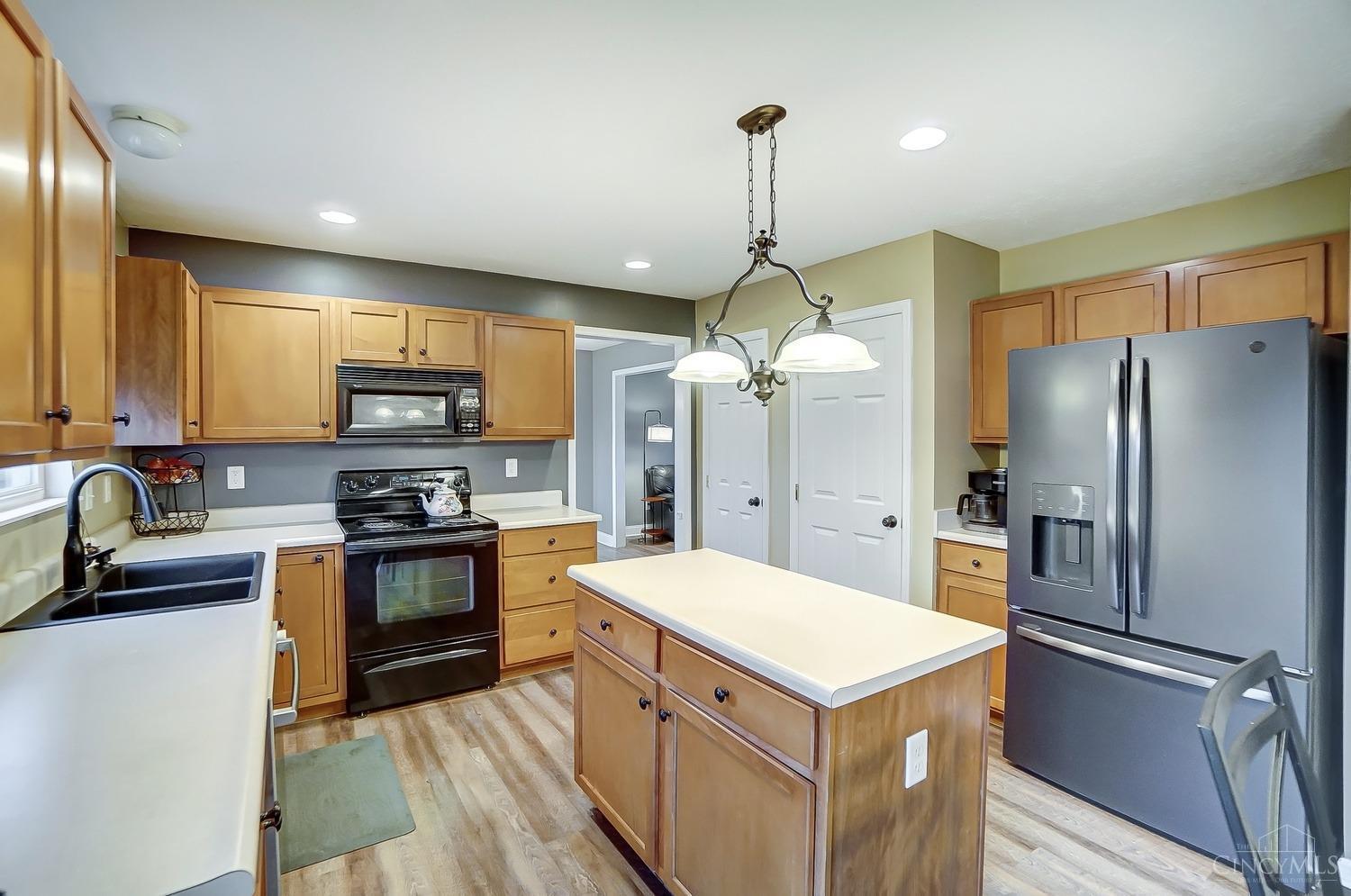 4108 Ironledge Court