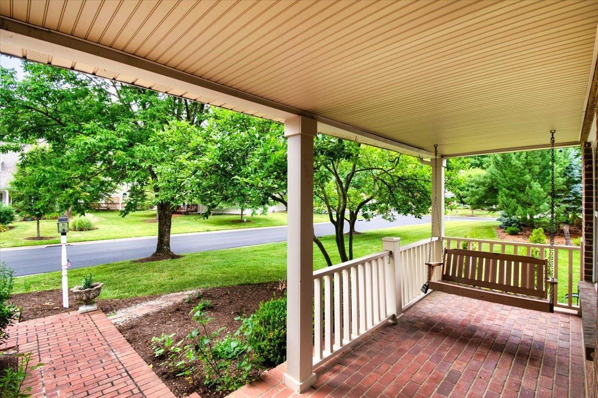 3932 Carriage Hill Lane