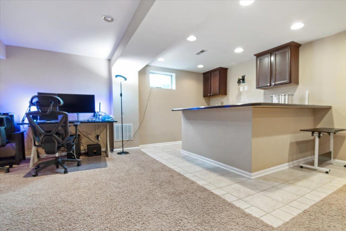 3932 Carriage Hill Lane