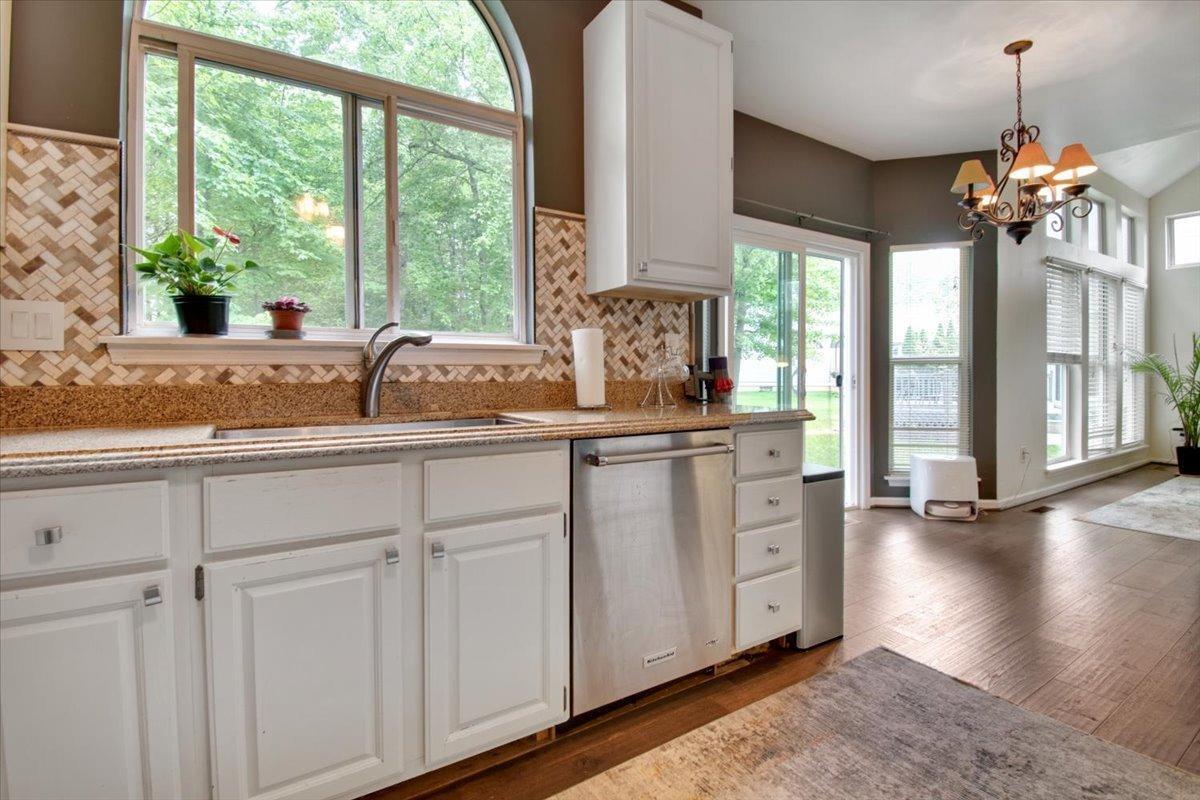 3932 Carriage Hill Lane