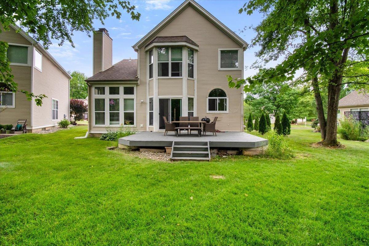3932 Carriage Hill Lane