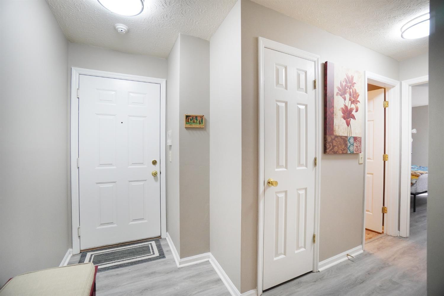 6338 Chimney Court