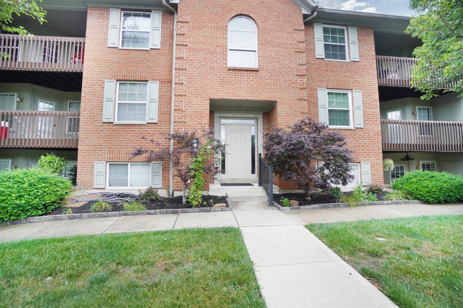 6338 Chimney Court