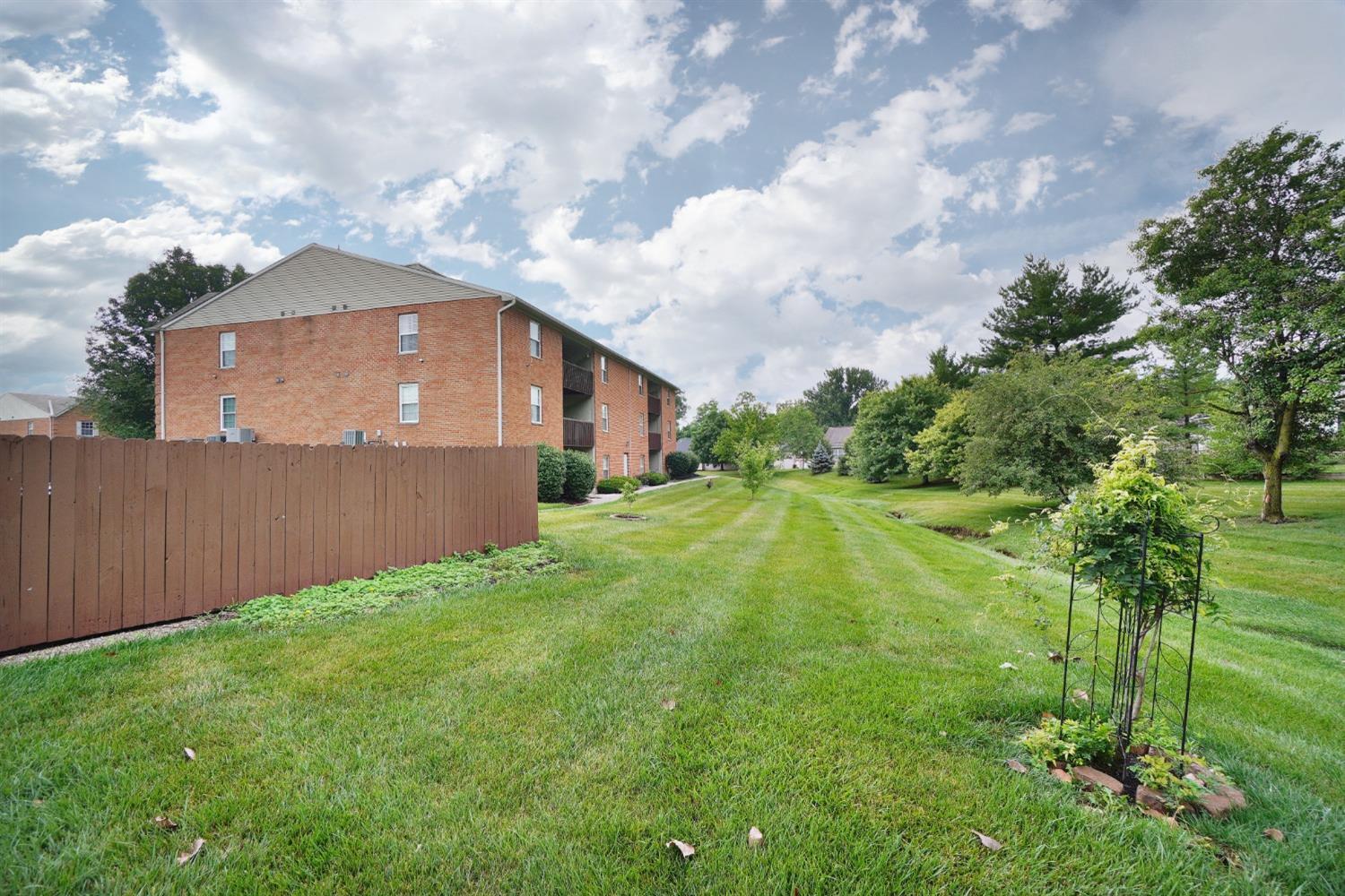 6338 Chimney Court