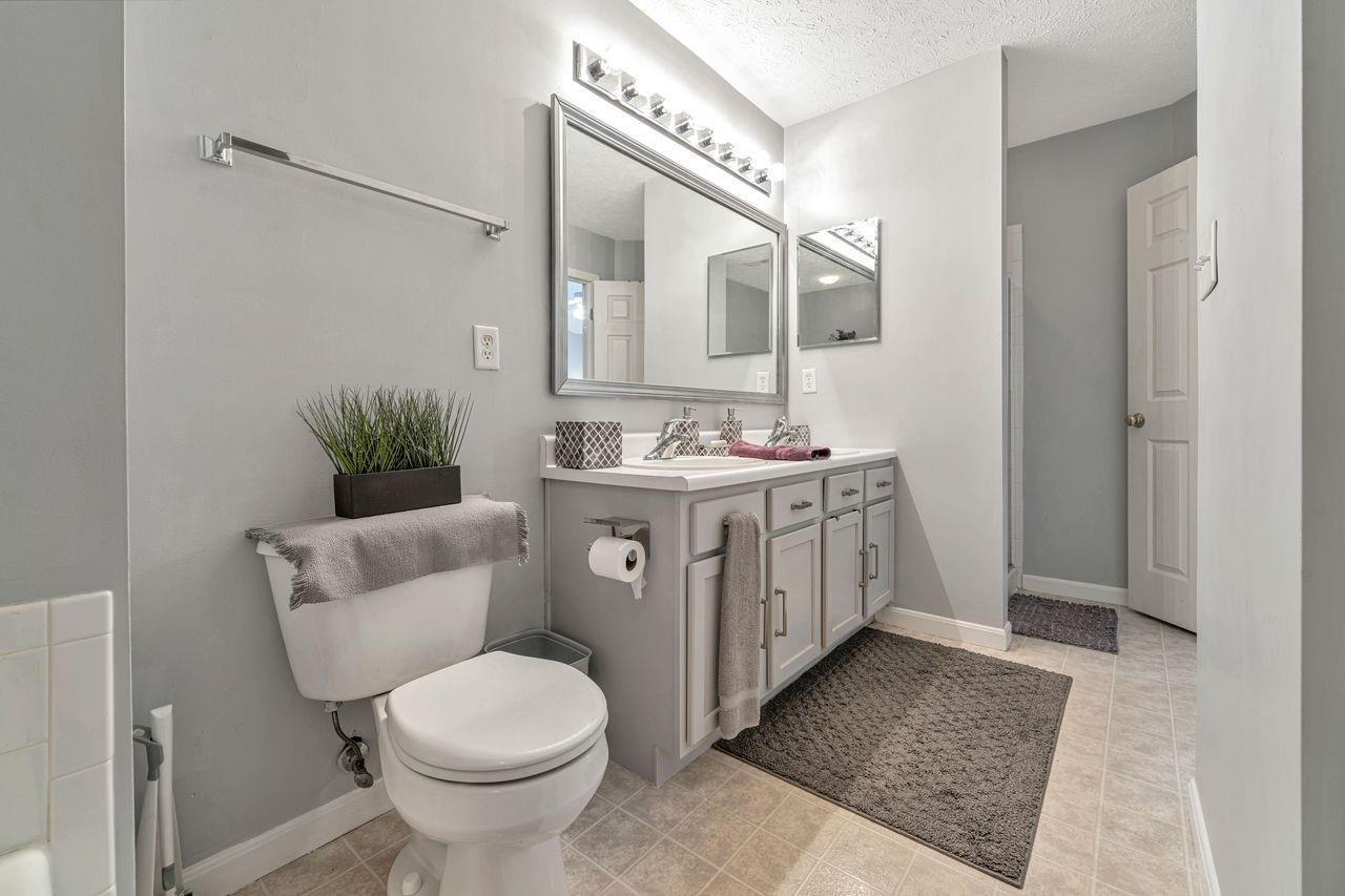 3695 Thorngate Drive