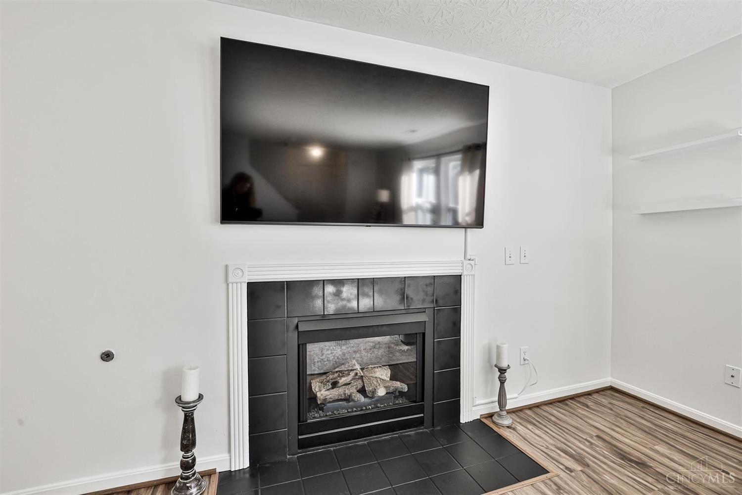 457 Hennepin Drive