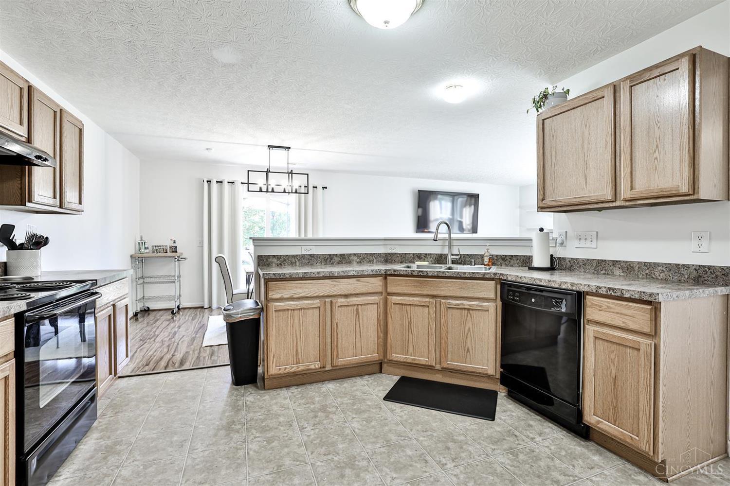 457 Hennepin Drive