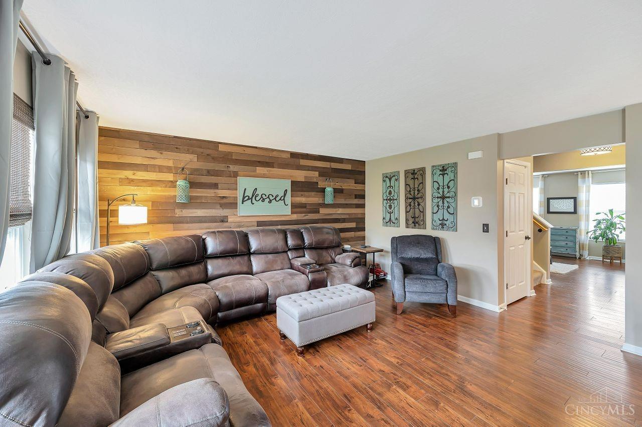 5545 Windsor Court
