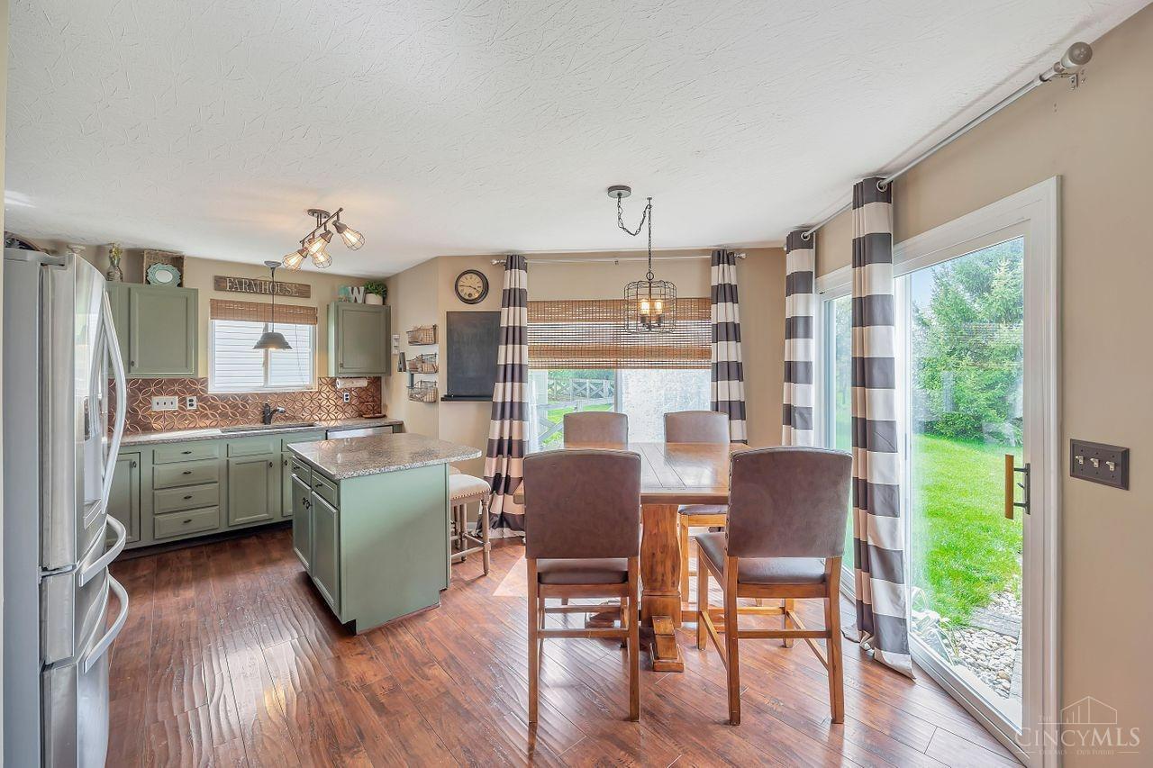 5545 Windsor Court