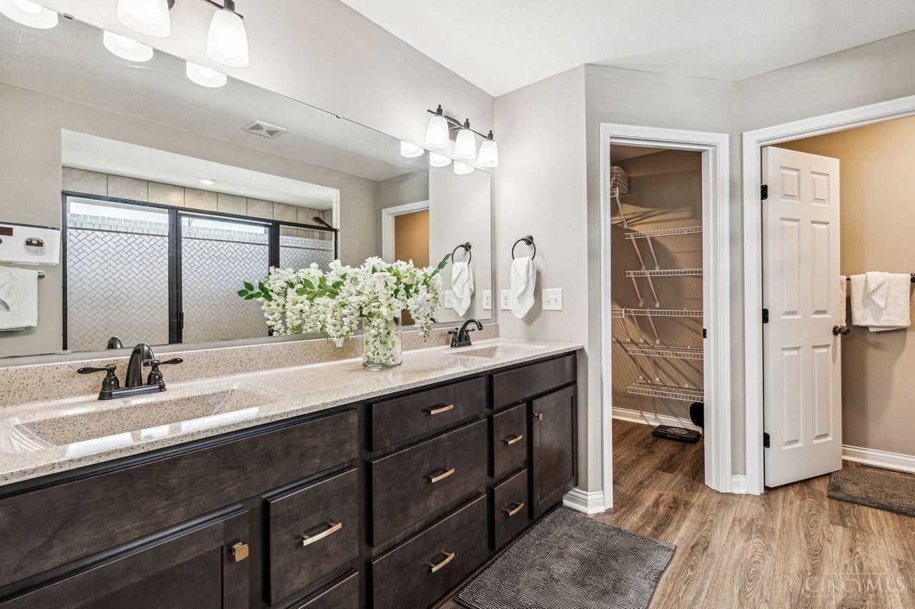 7168 Canterwood Court