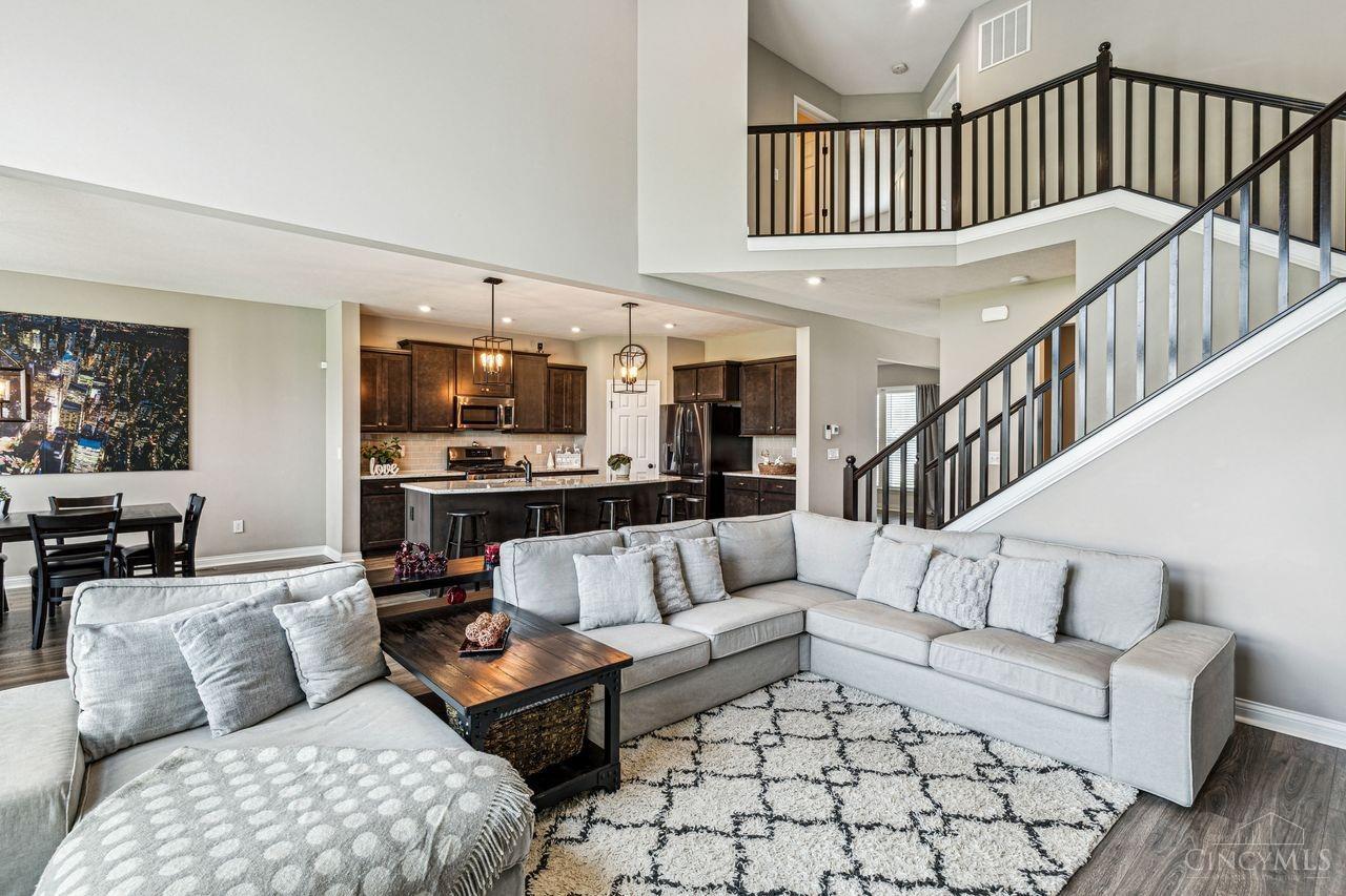 7168 Canterwood Court