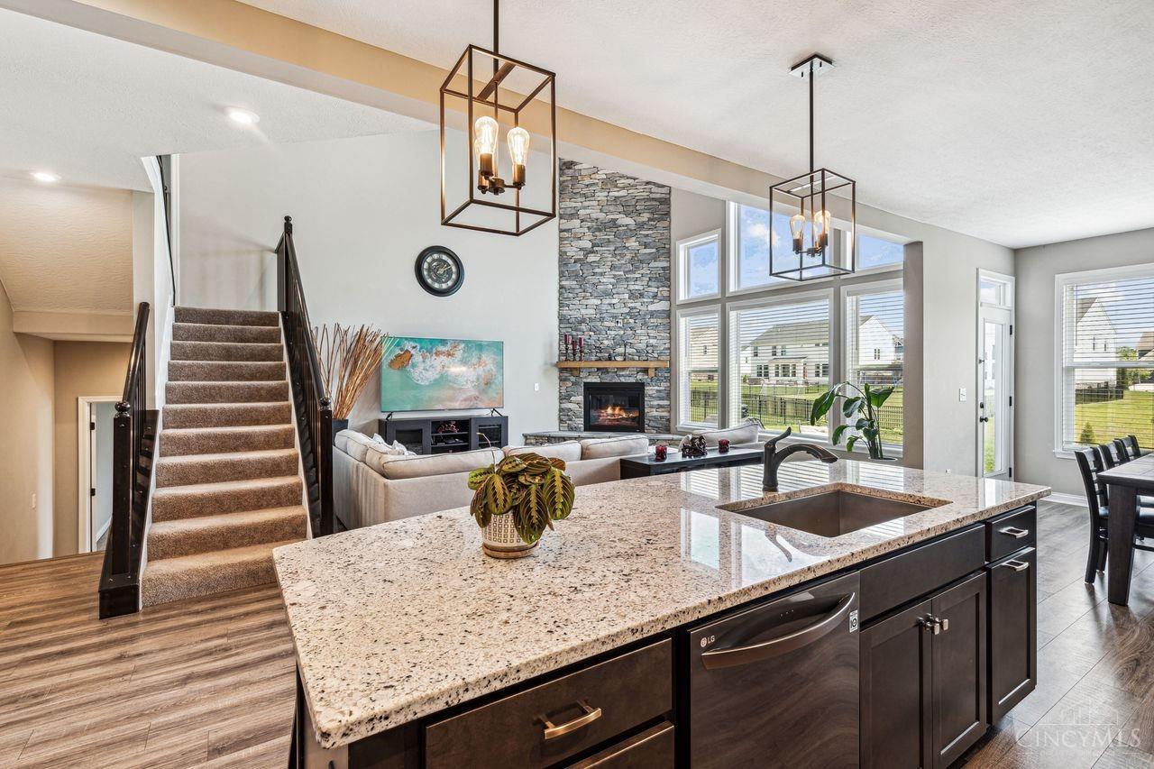 7168 Canterwood Court