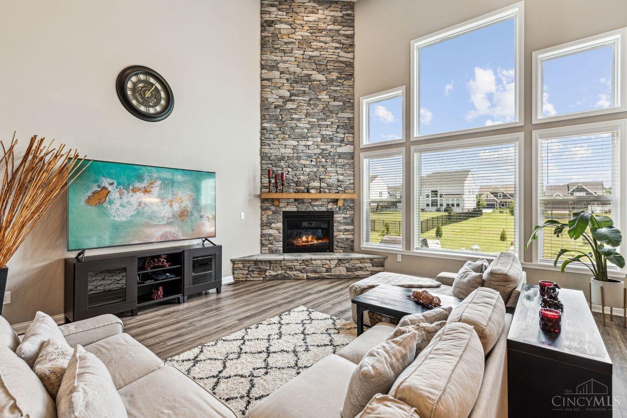 7168 Canterwood Court