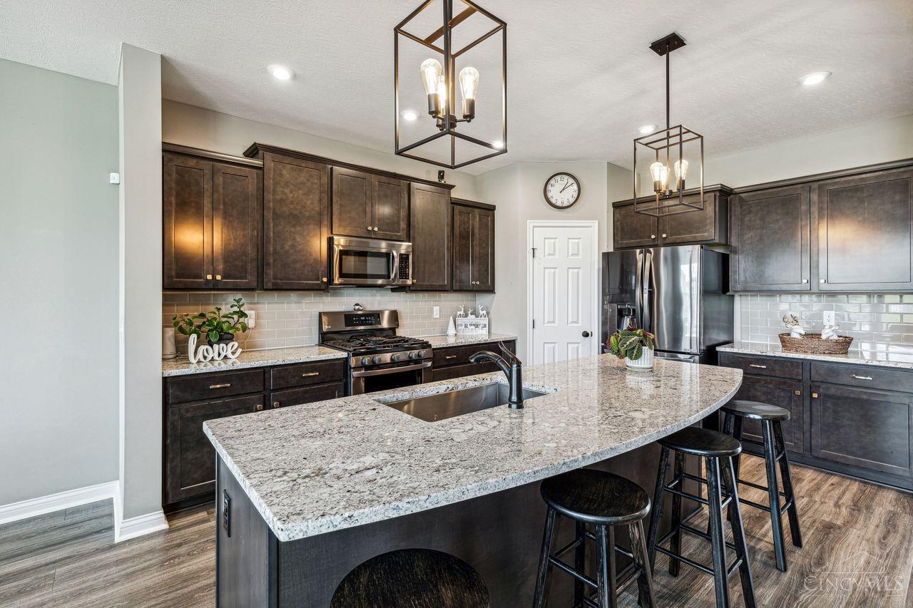 7168 Canterwood Court