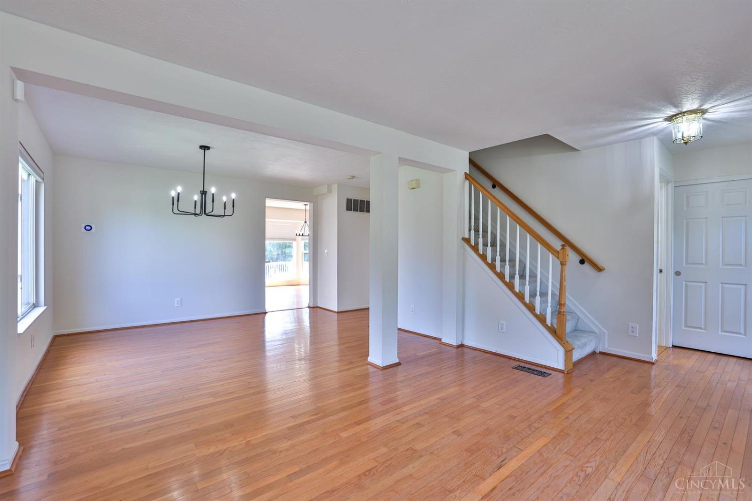 6309 Hedgerow Drive