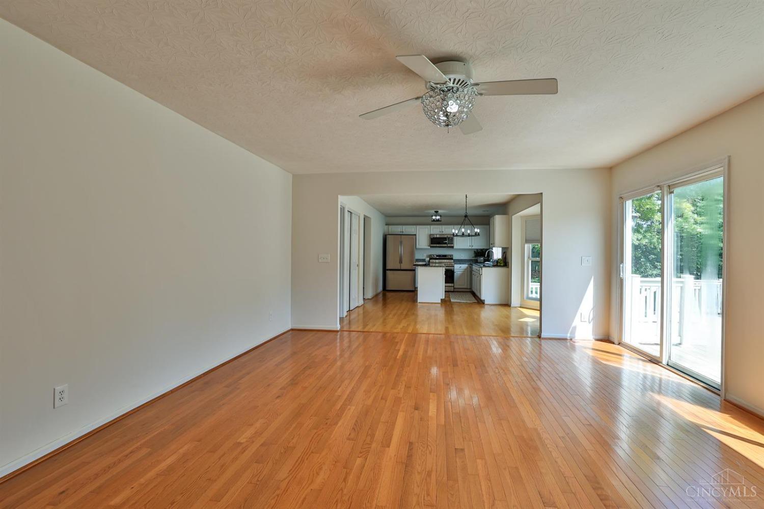 6309 Hedgerow Drive