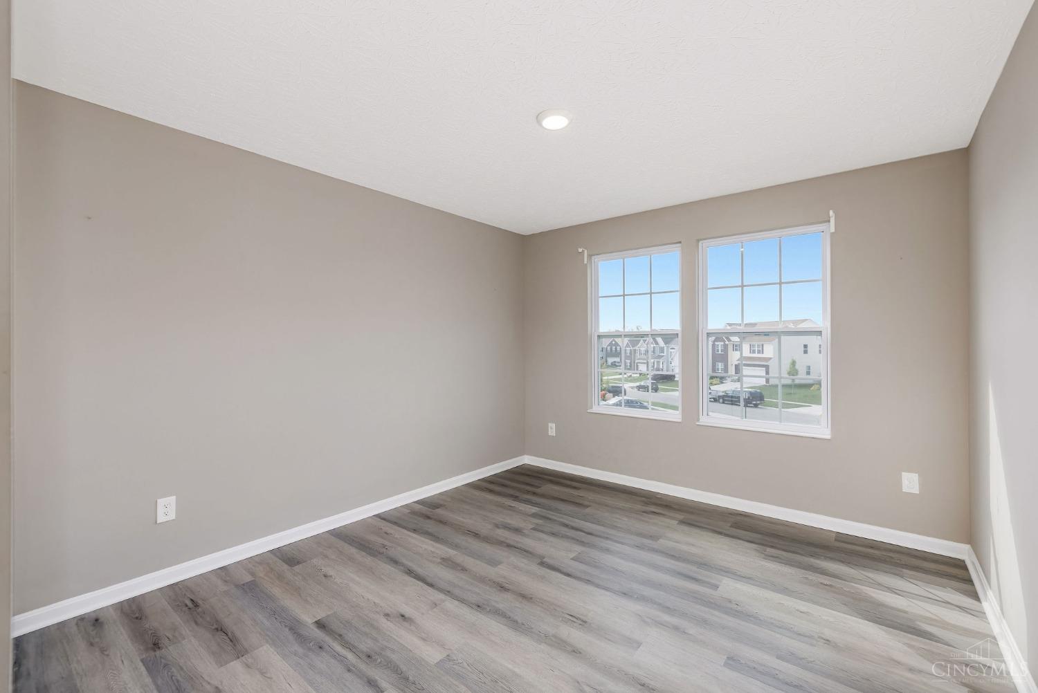 1255 Sinclair Drive