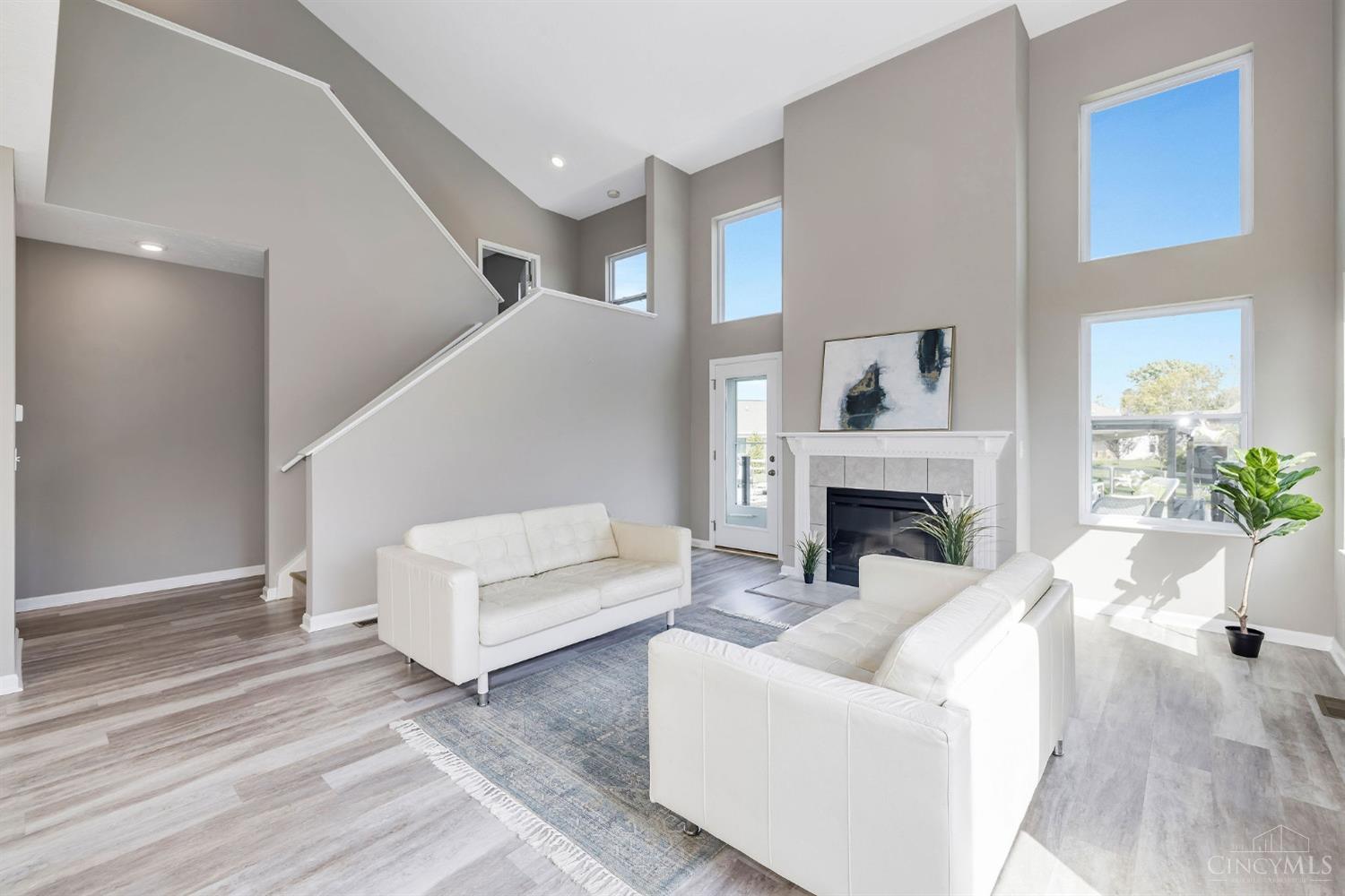 1255 Sinclair Drive