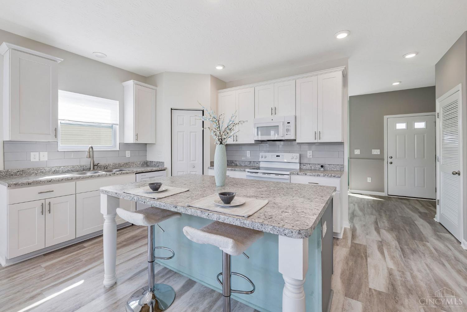 1255 Sinclair Drive