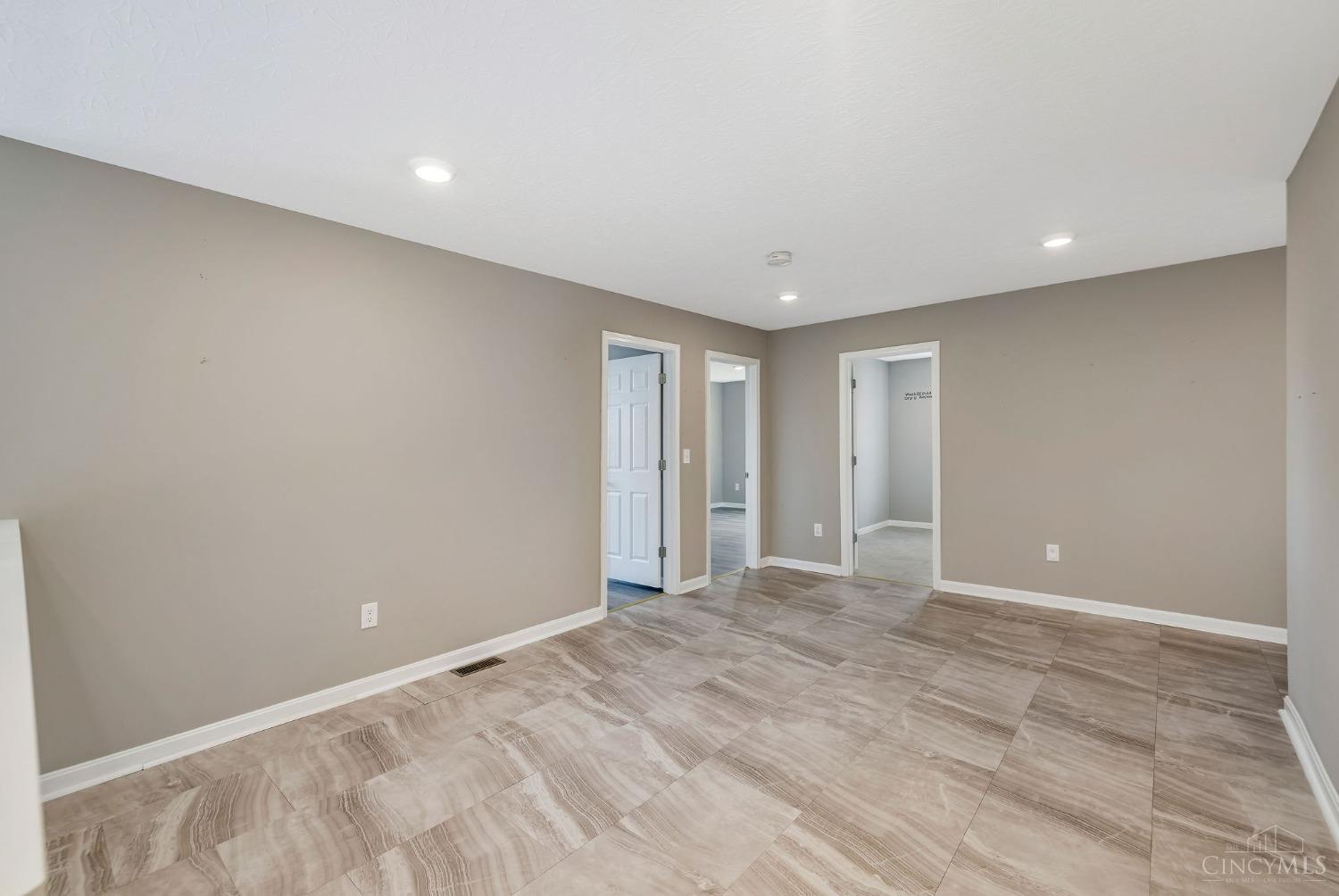 1255 Sinclair Drive