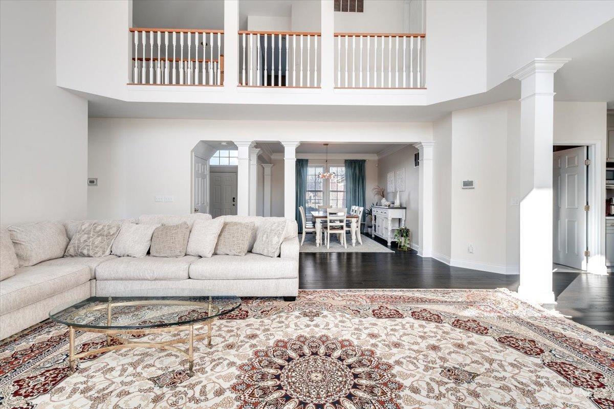 3808 Avalon Trail