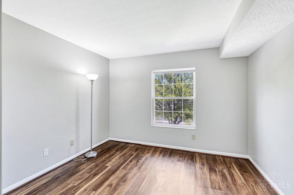 4401 North Point 303