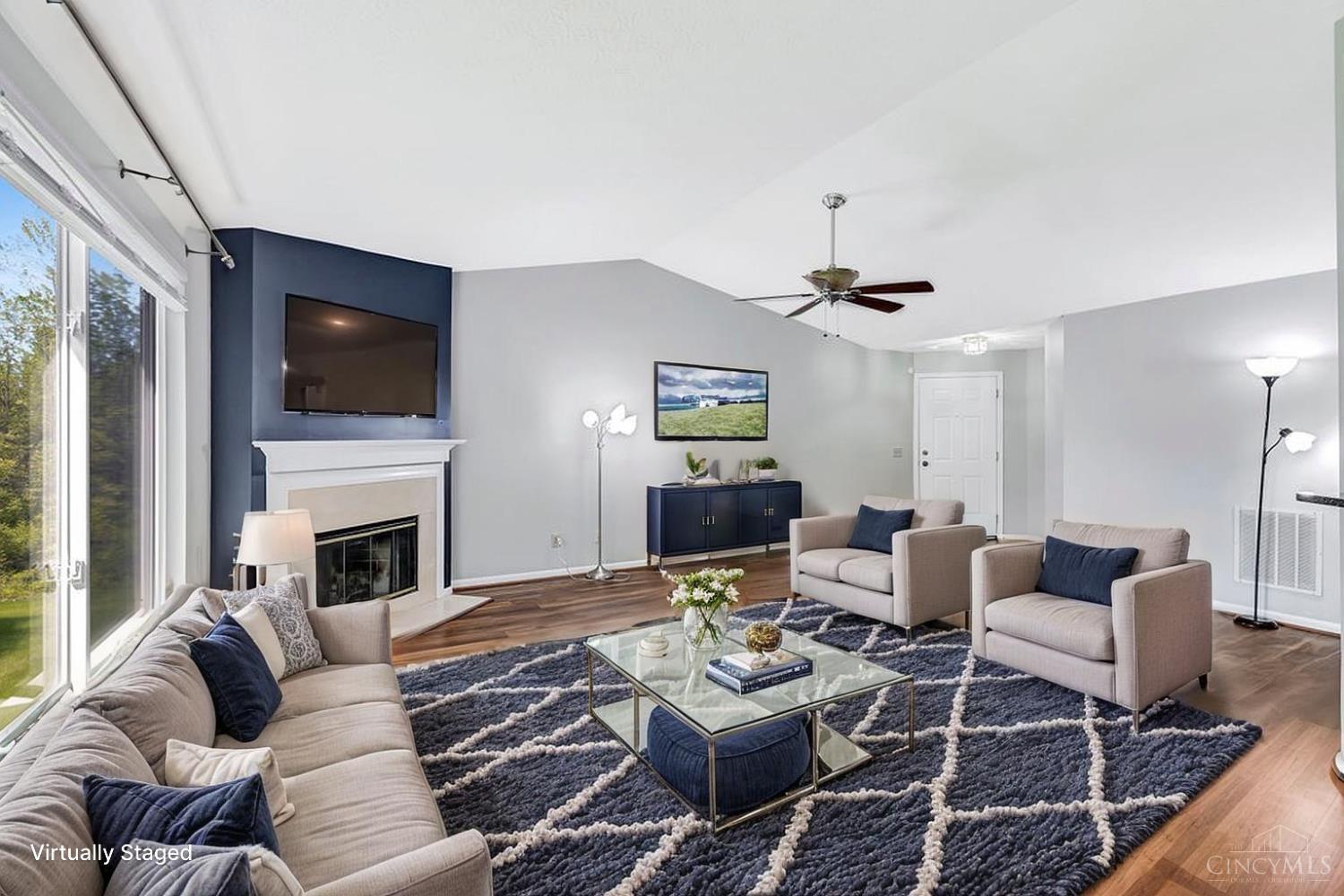 4401 North Point 303