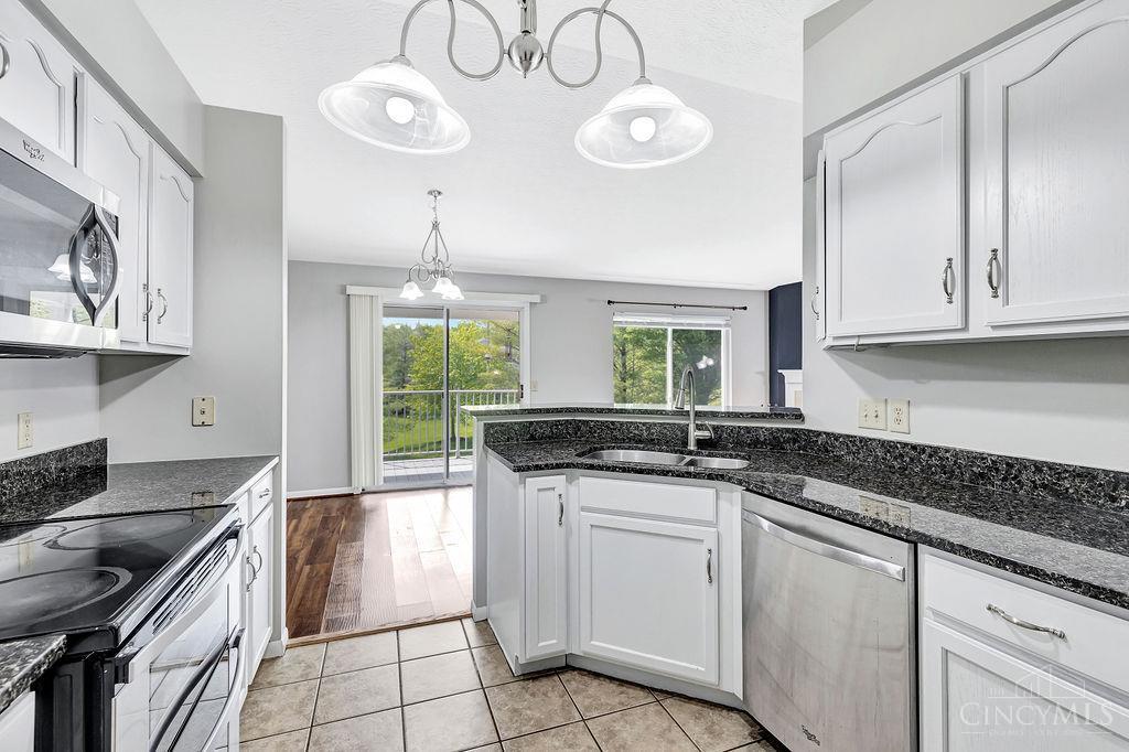 4401 North Point 303